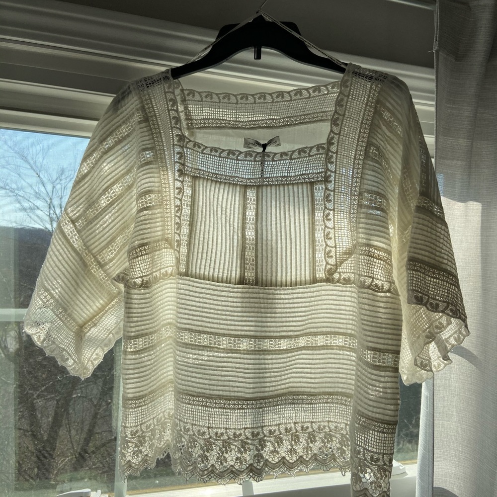 Zara❤️NWT romantic beautiful blouse size M holiday